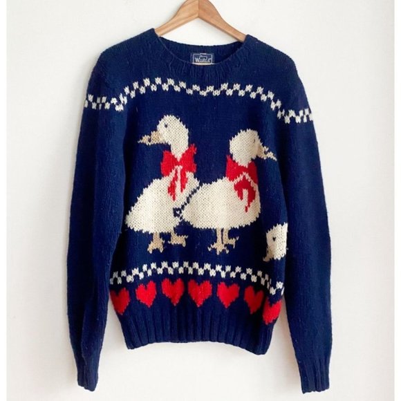 Woolrich Sweaters - Vintage Woolrich Duck All over Print Wool Novelty Pullover L